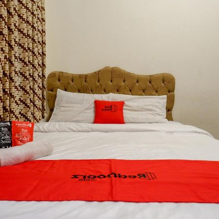 Hotel Reddoorz Near Tugu Yogyakarta Extérieur photo
